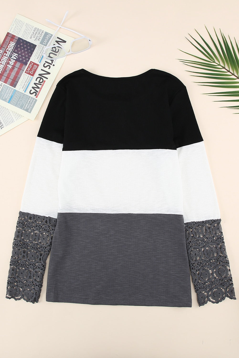 Colorblock Lace Sleeve Top