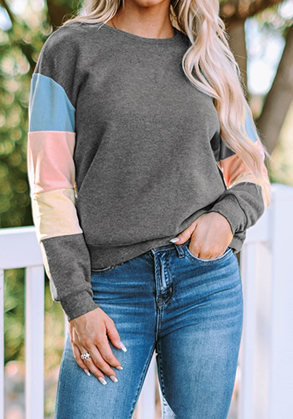 Block Sleeves Pullover