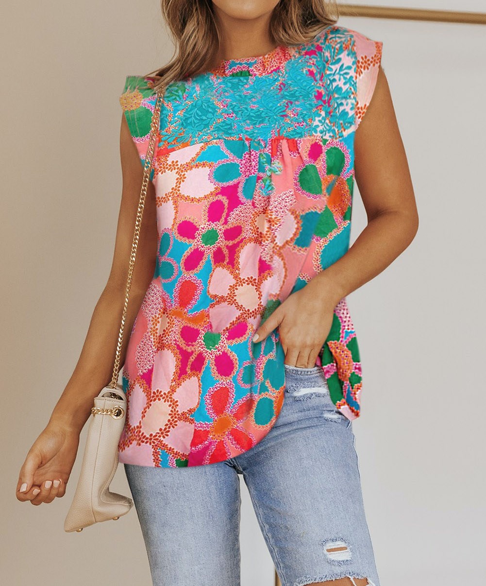 Embroidered Impressionist Daisy Floral Top